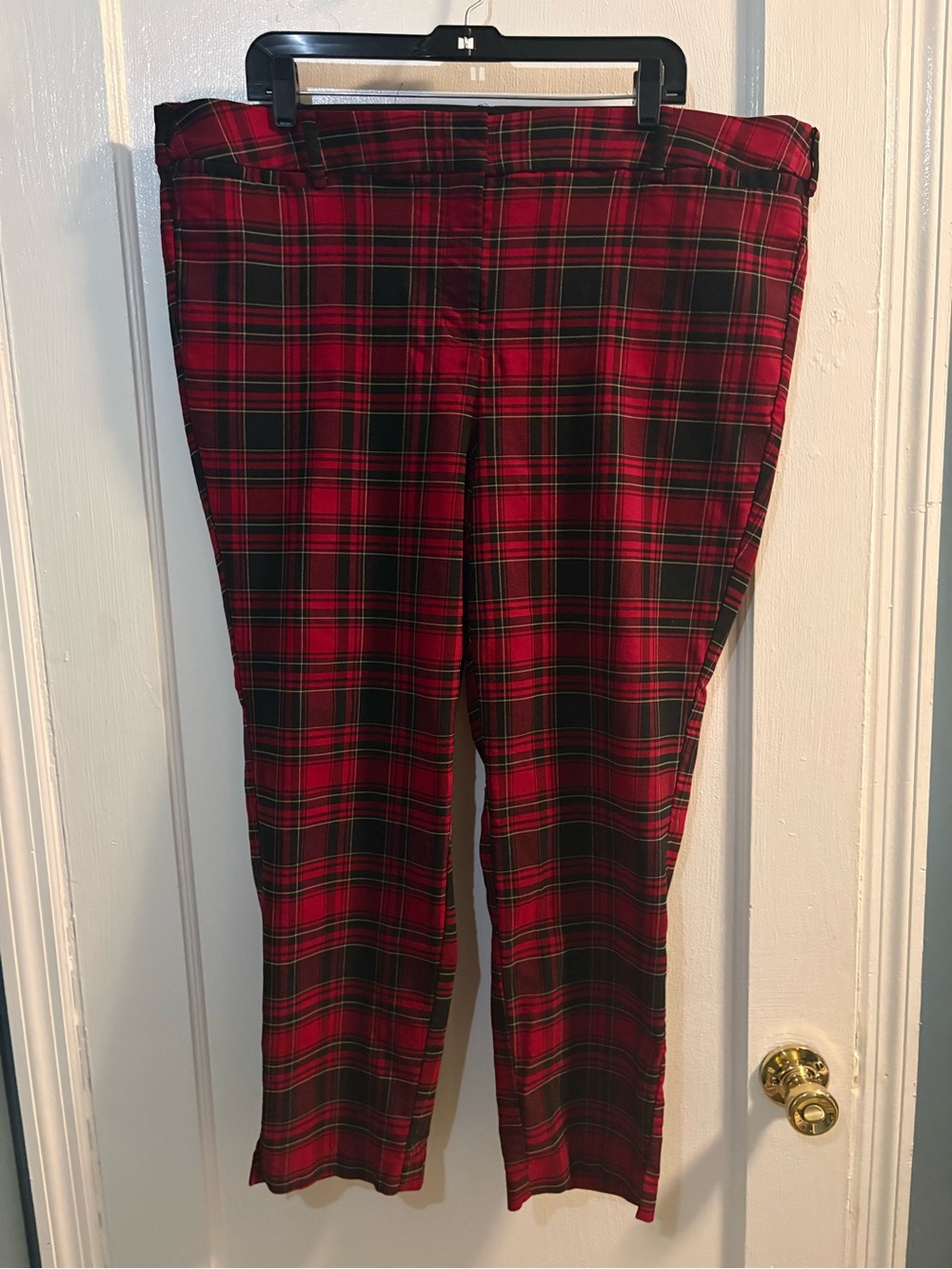 Women’s Red Plaid Stretch Trousers